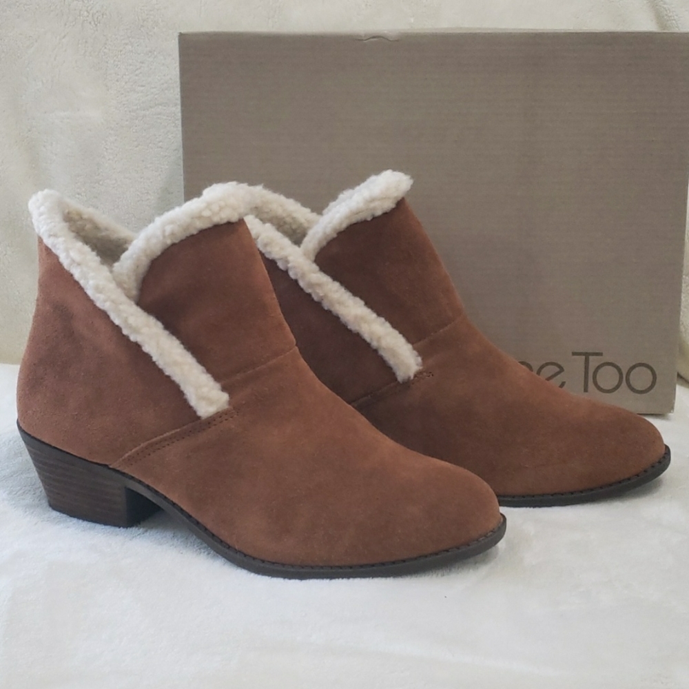 New Me Too Zanna Luggage Camel Suede Ankle Boots Sherpa Trim Sz 9